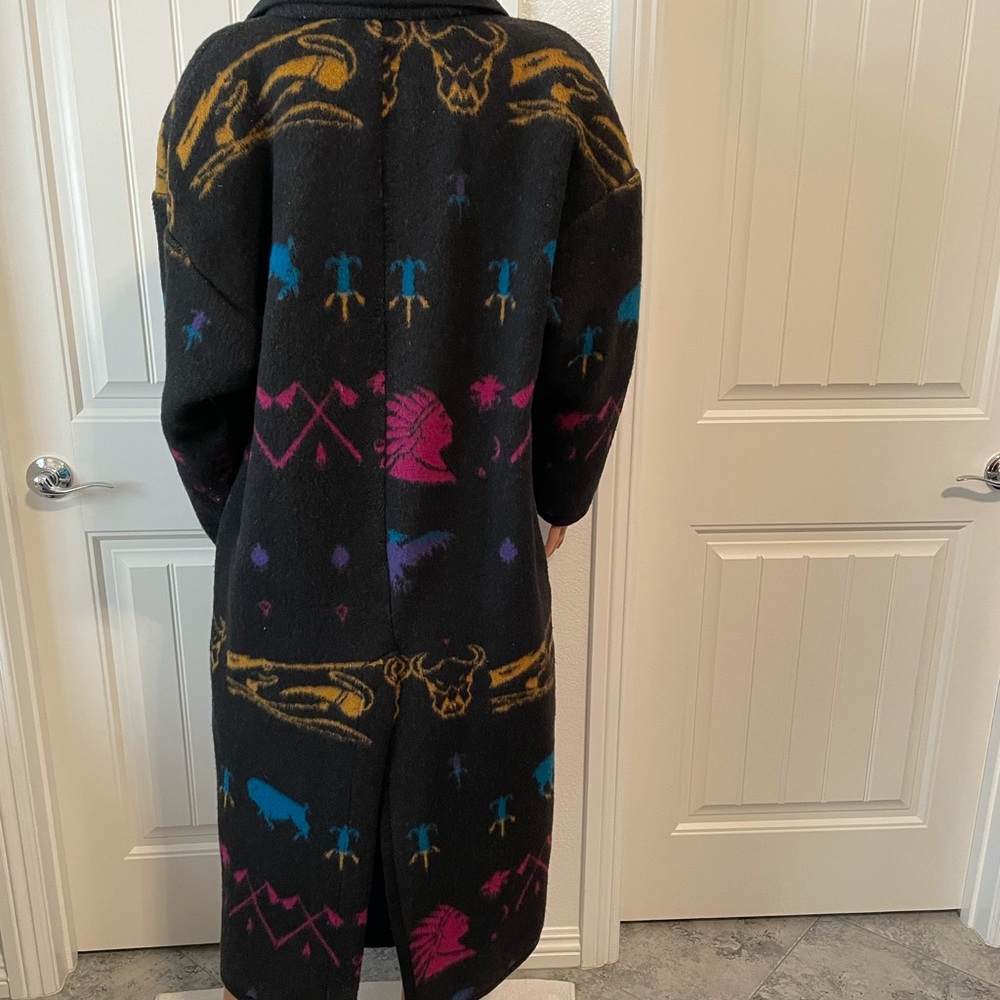 BEAUTIFUL VINTAGE CIRCLE T BLACK BLANKET COAT  NWT - Picture 5 of 10